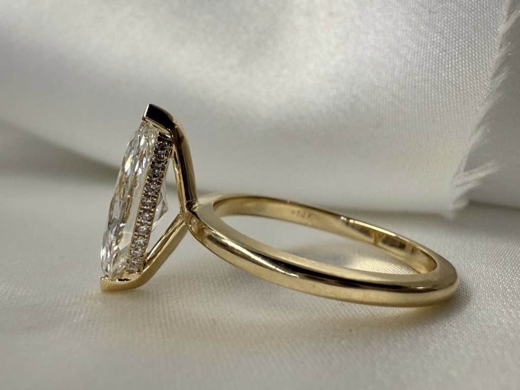 14KY 2.01ct Marquise Lab Grown Diamond Engagement Ring