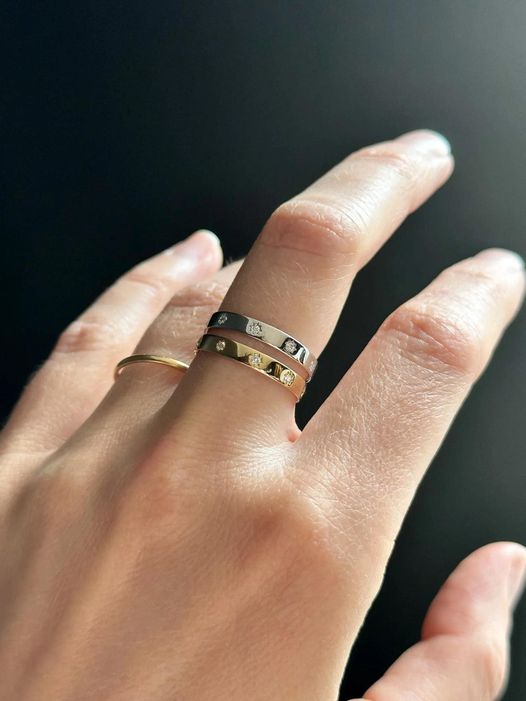 14K Yellow or White Gold Bands