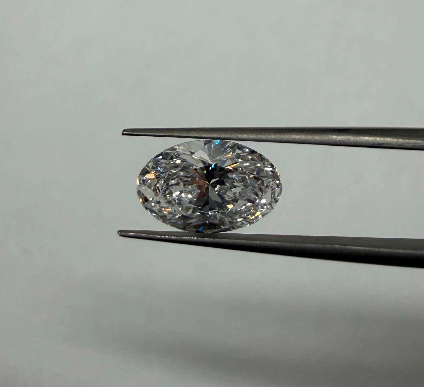2.52ct Oval LG Diamond