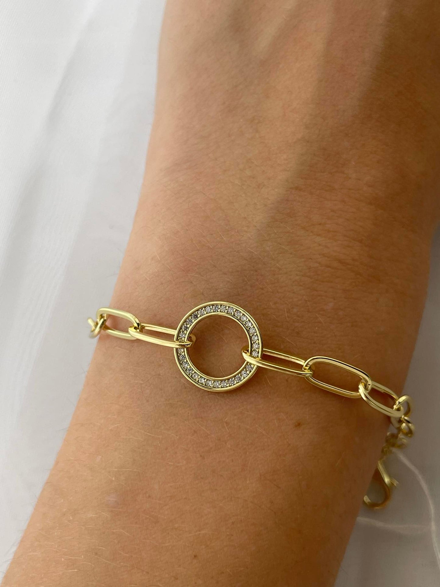 Gold Plated CZ Circle Paperclip Bracelet