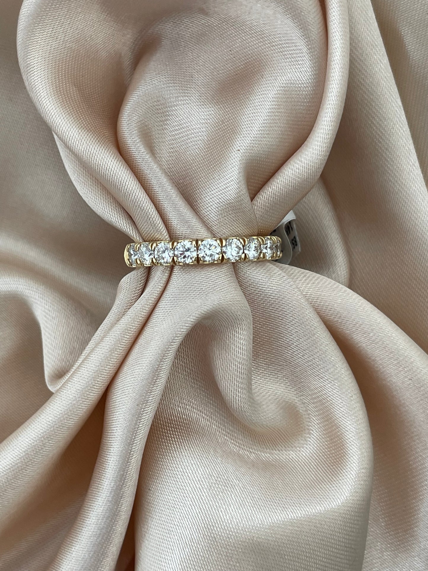 1 Cttw YG Diamond Band