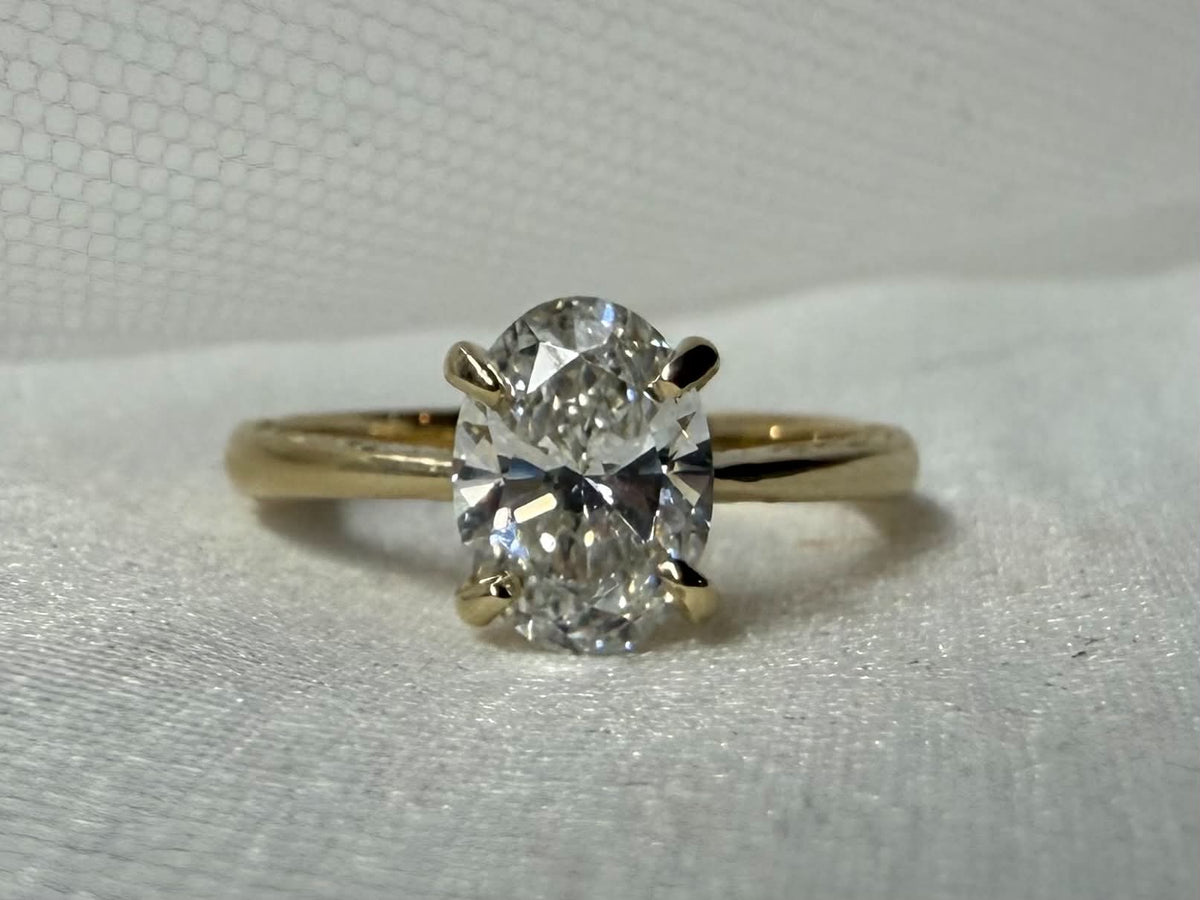 10KY 1.43ct Oval Lab  Grown Diamond Engagement Ring