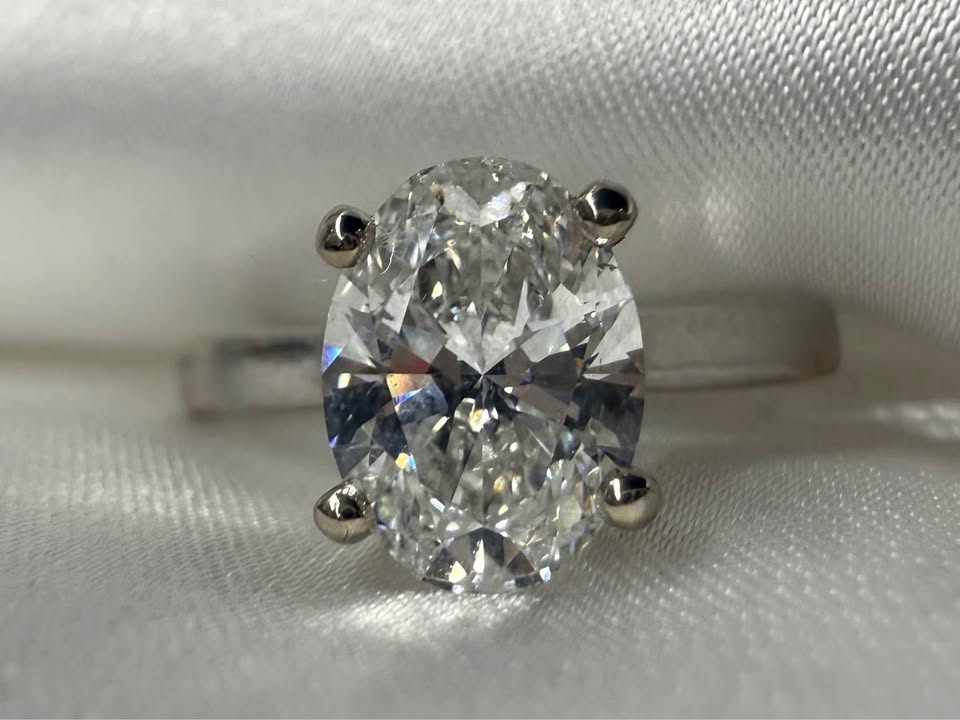 14KW 1.44ct Oval Lab Grown Diamond Engagement Ring