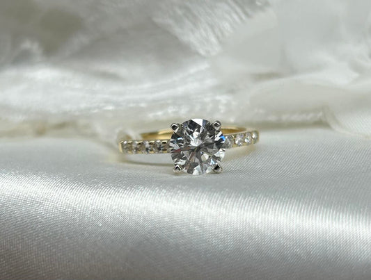 1.57ctw Diamond Engagement Ring