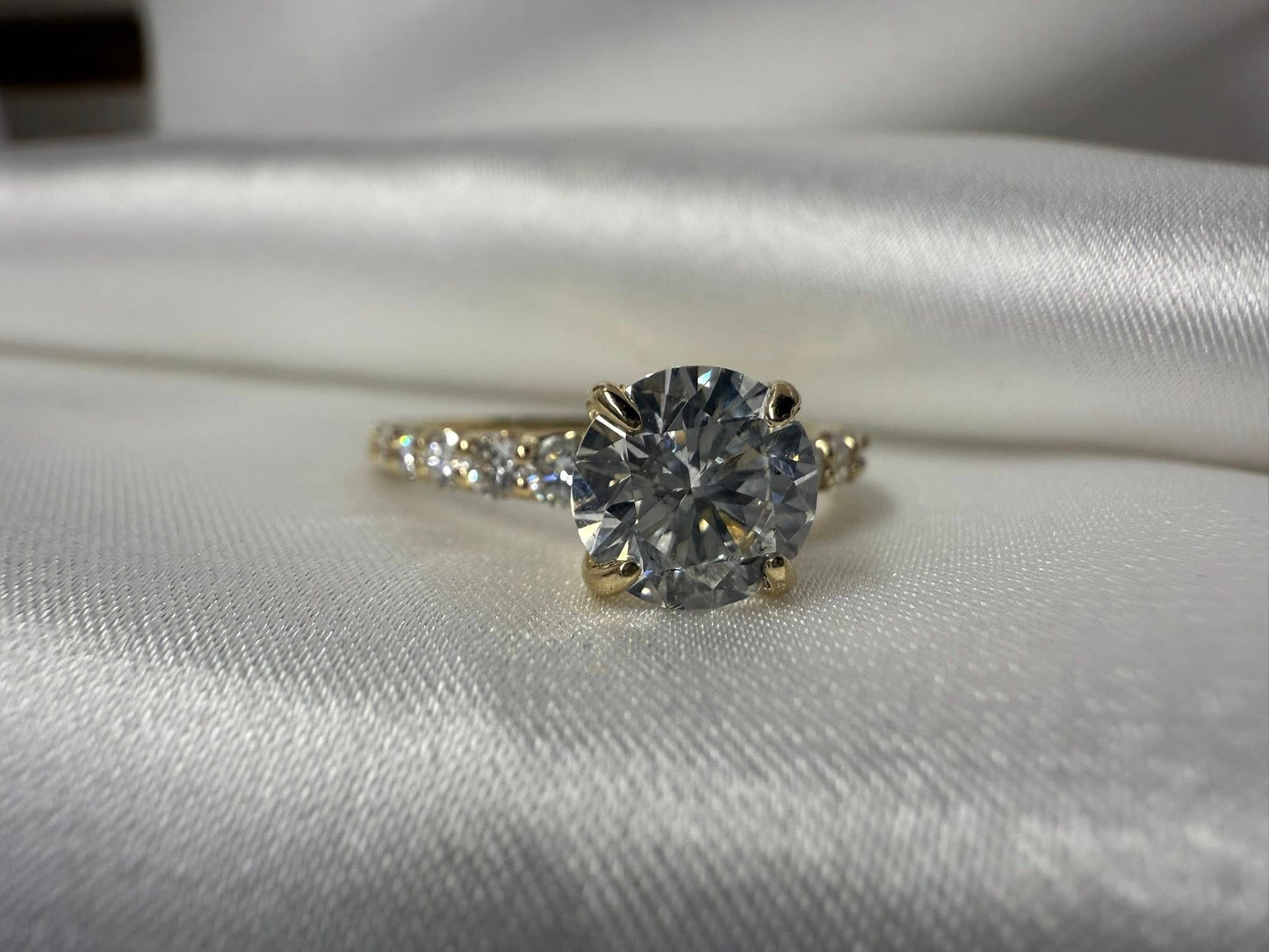 14KY Lab Grown Diamond Engagement ring