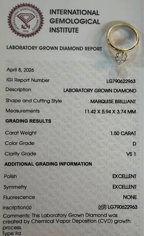 10KY 1.50ct Marquise Lab Grown Diamond Engagement Ring