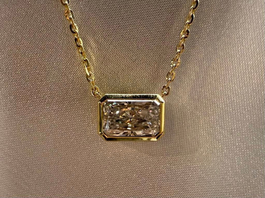 14KY 1.63ct Radiant Cut Lab Grown Pendant Necklace