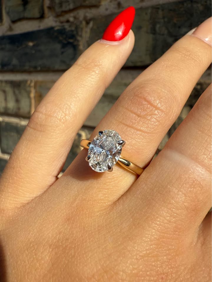 14KY 2.00ctw Oval Lab Grown Diamond Engagement Ring