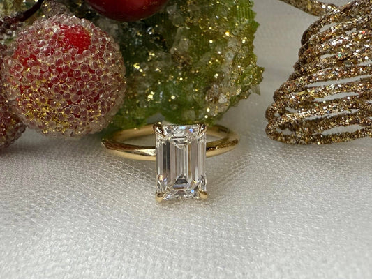 14KY 2.00ct Emerald Cut Lab Grown Diamond Engagement Ring