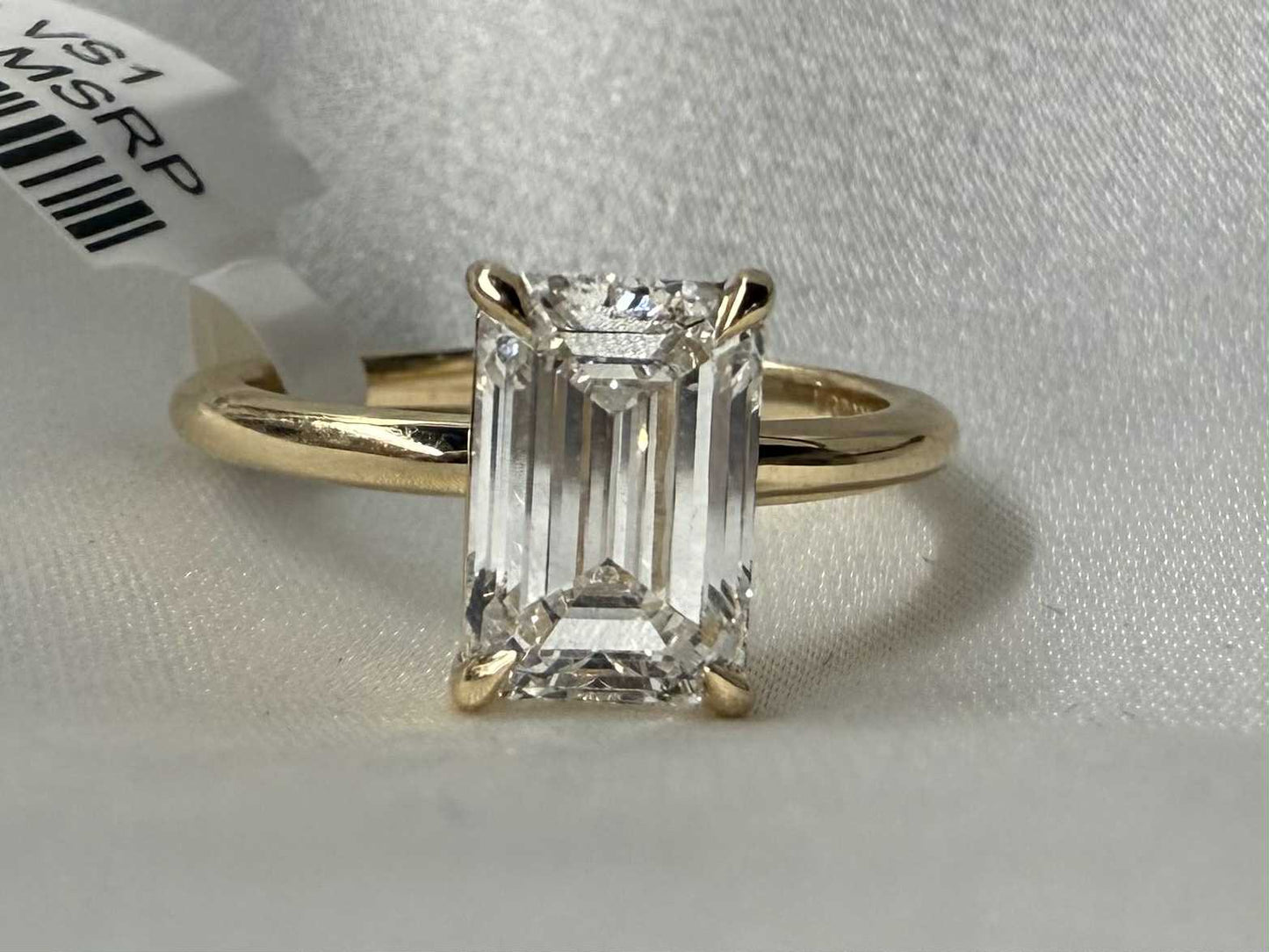 14KY 2.00ct Emerald Cut Lab Grown Diamond Engagement Ring