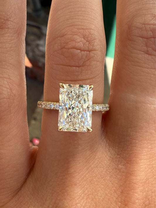 14KY 3.03ct Radiant Cut Lab Grown Diamond Engagement Ring