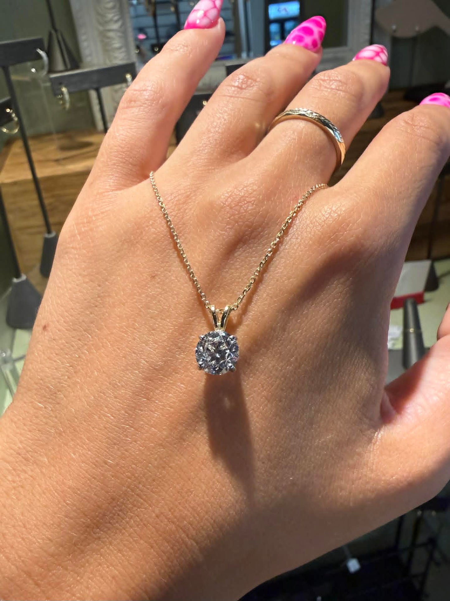 14KY 2.00ctw Round Lab Grown Diamond Pendant Necklace