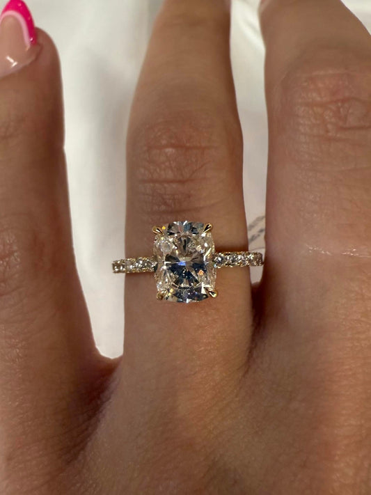 14KY 2.06 Cushion Brilliant Lab Grown Diamond Engagement Ring