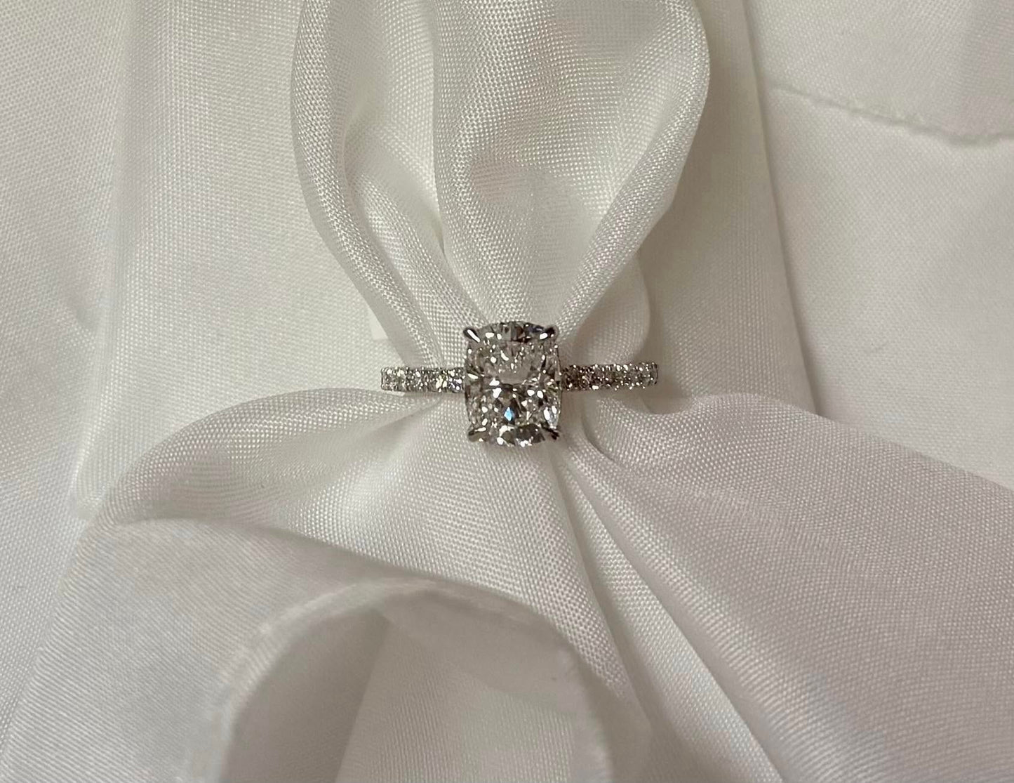 14KW 2.01 Cushion Brilliant Lab Grown Diamond Engagement Ring