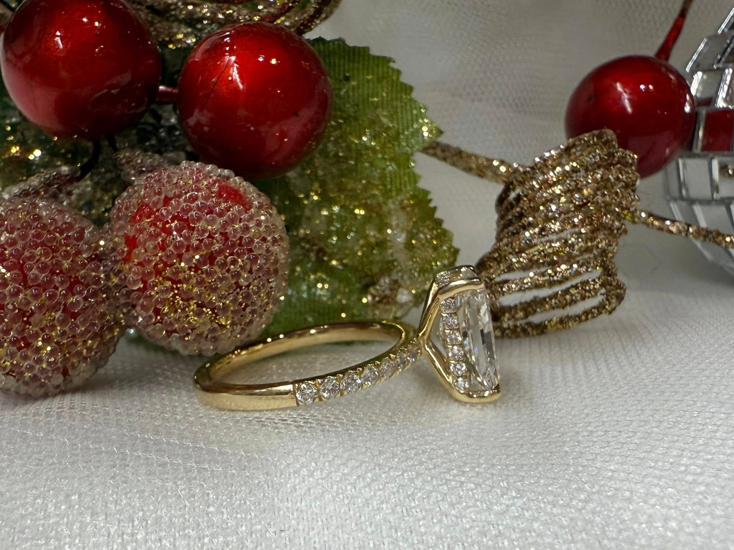 14KY 3.03ct Radiant Cut Lab Grown Diamond Engagement Ring