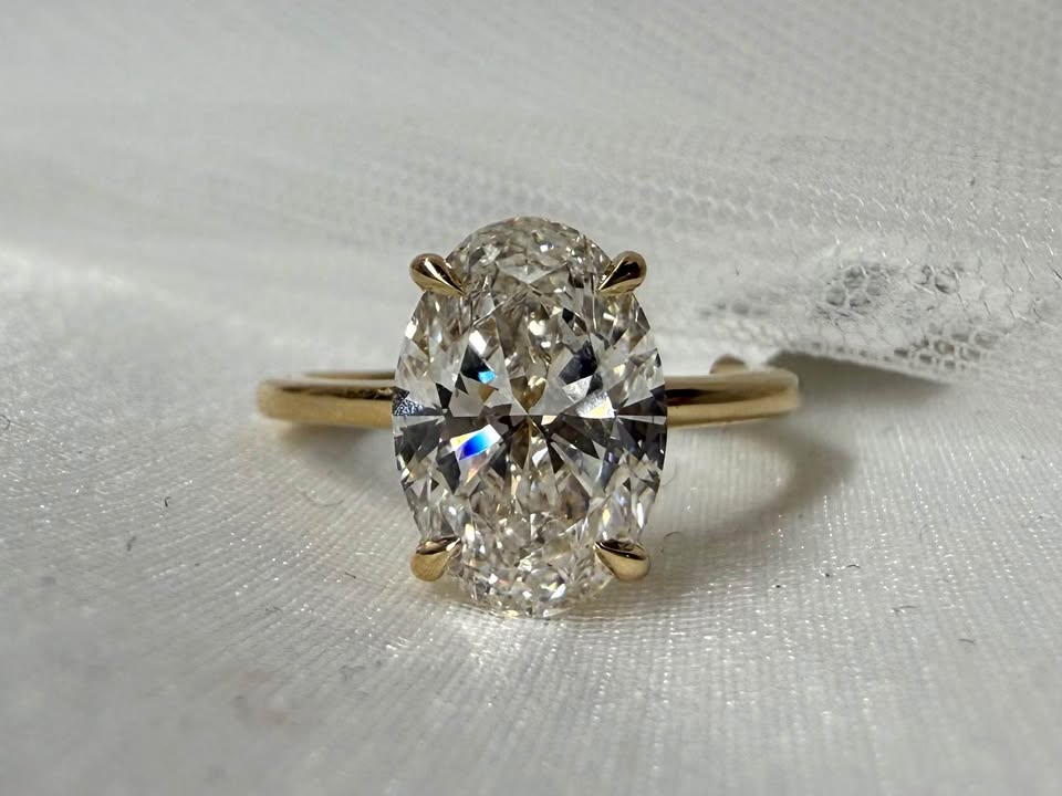 14KY 3.07ct Oval Lab Grown Diamond Engagement Ring