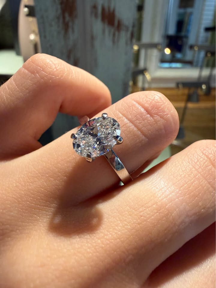 14KW 2.08ct Oval Lab Grown Diamond Engagement Ring