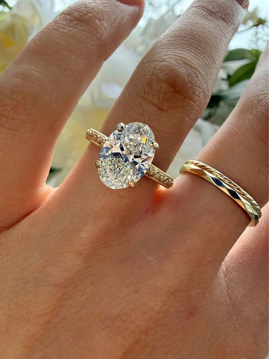 10KY 2.58ct Oval Lab Grown diamond engagement ring