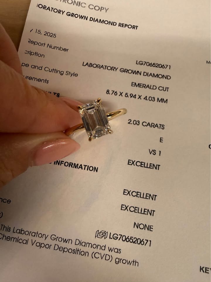 14KY 2.03ct Emerald Cut Lab Grown Diamond Engagement Ring