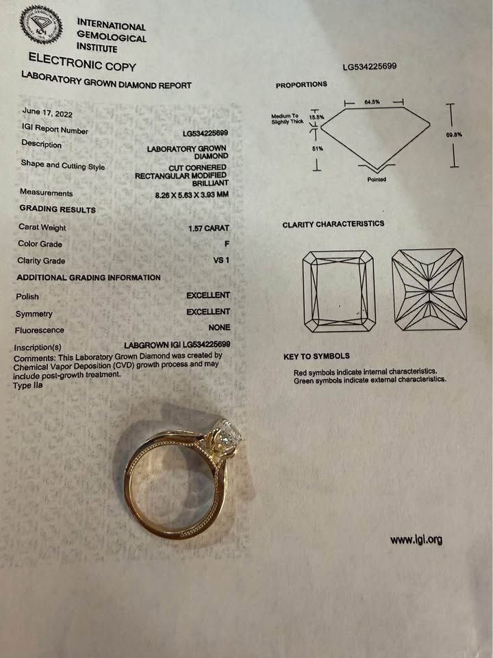 10KY 1.57ct Radiant Cut Lab Grown Diamond Engagement Ring