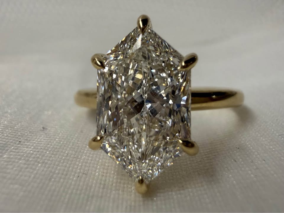 14KY 3.03ct Dutch Marquise Lab Grown Diamond Engagement Ring