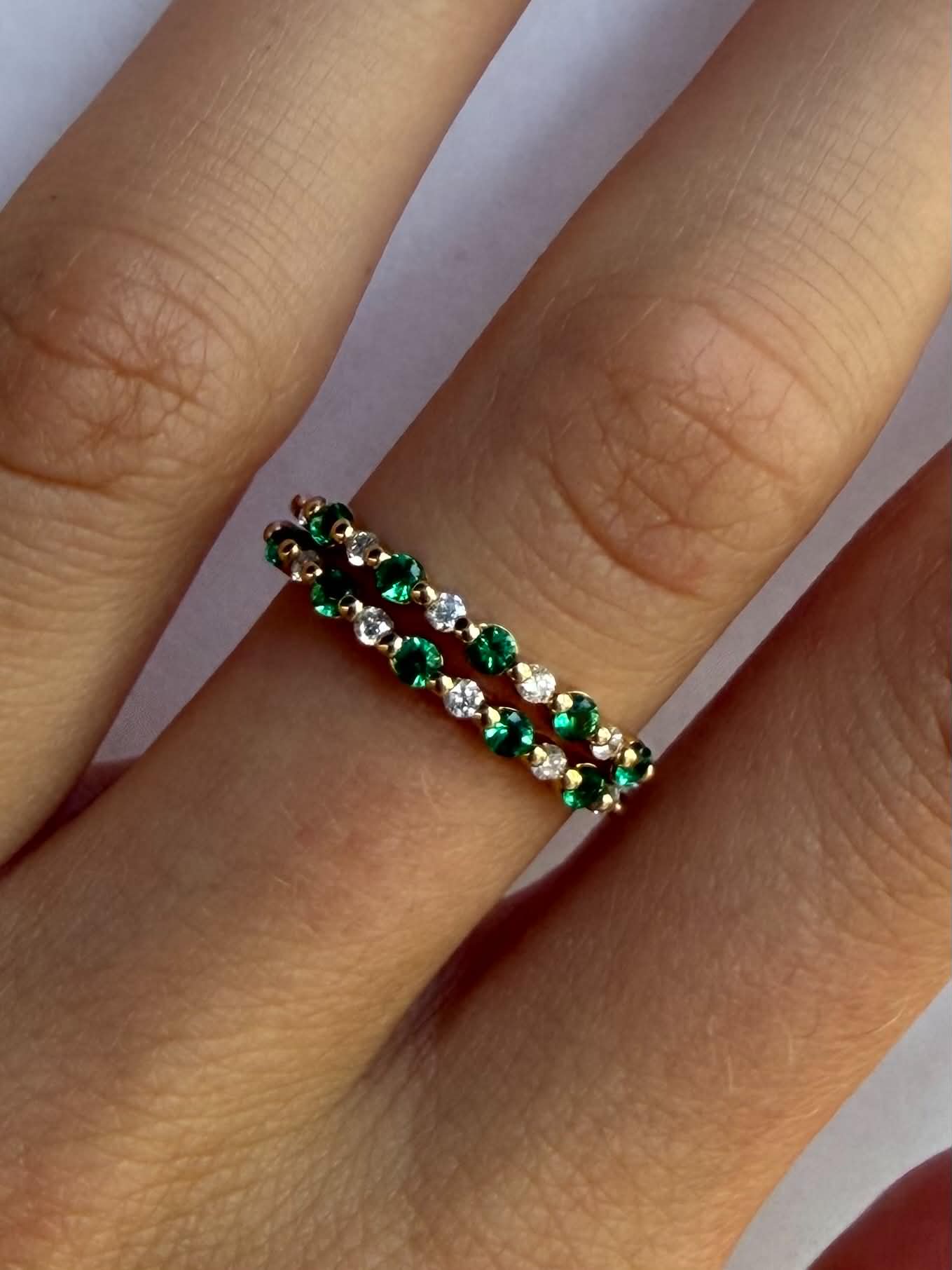10KY .10ctw Lab Emerald and Diamond Band