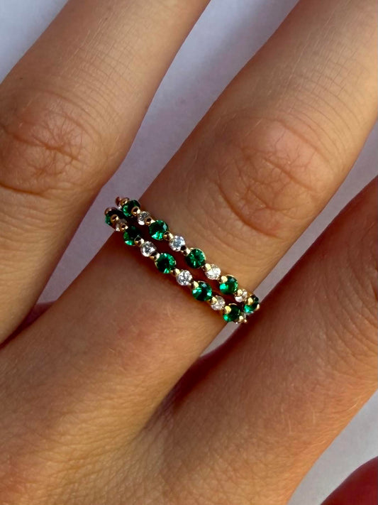 10KY .10ctw Lab Emerald and Diamond Band