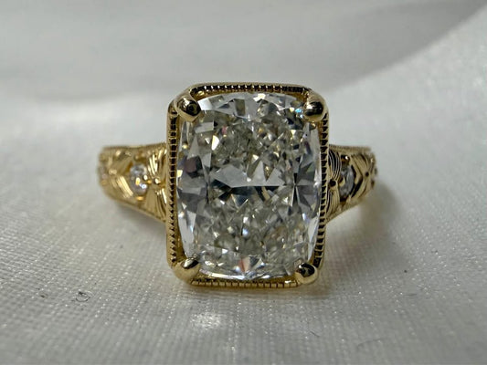 14KY 2.94ct Cushion Cut Lab Grown Diamond Engagement Ring