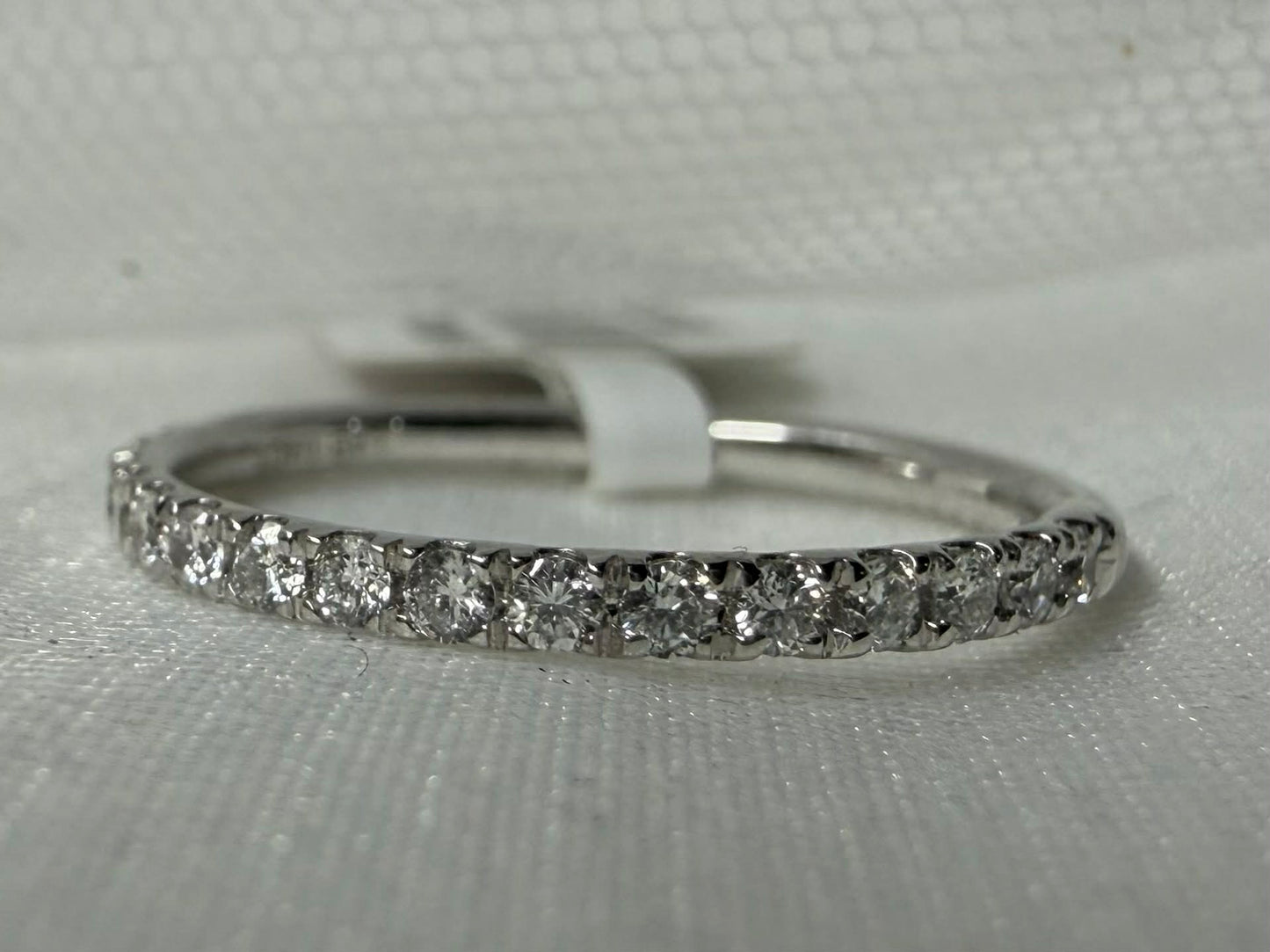 14KW .25ct Lab Grown Diamond Band