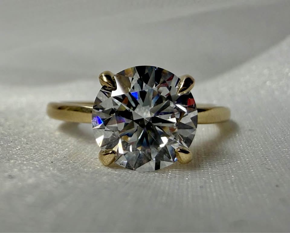 14KY 2.49ct Round Lab Grown Engagement Ring with Hidden Halo