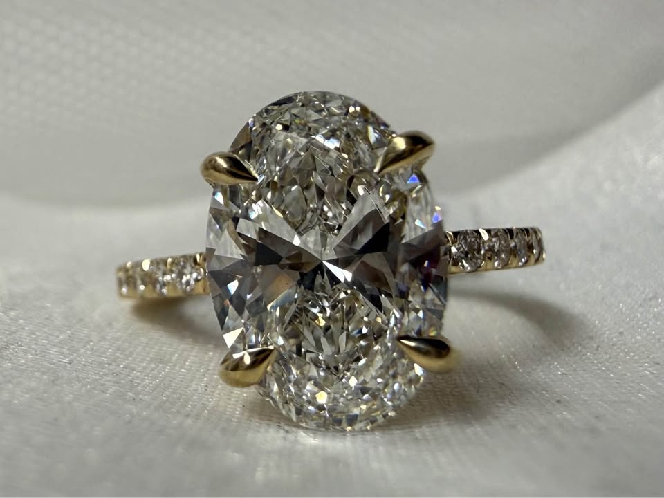 14KY 3.07ct Oval Lab Grown Diamond Engagement Ring