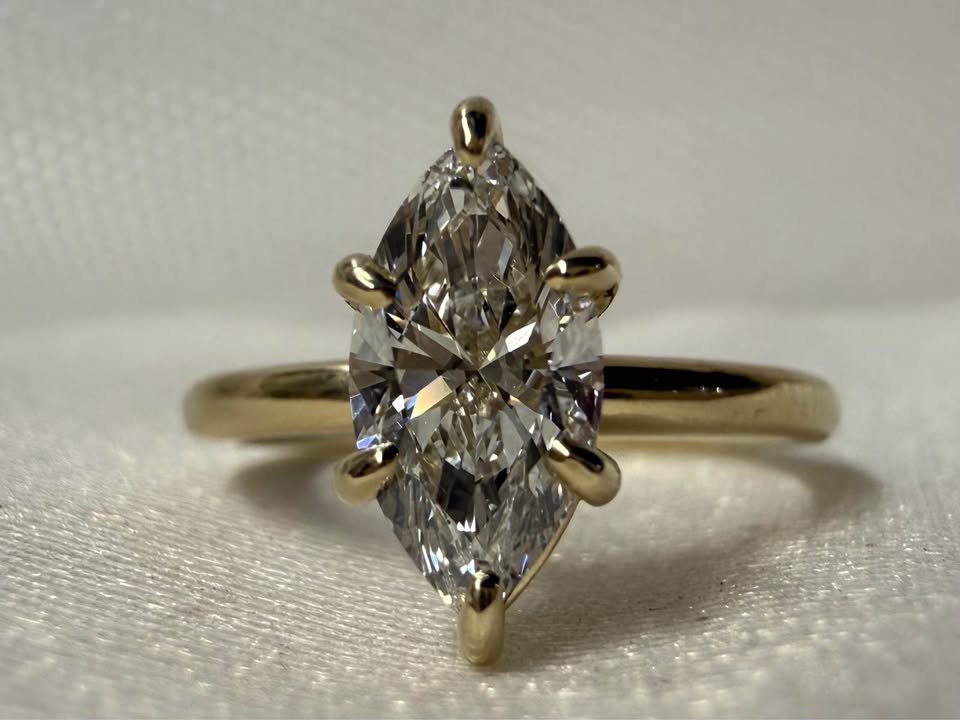 10KY 1.02ct Marquise Lab Grown Diamond Engagement Ring