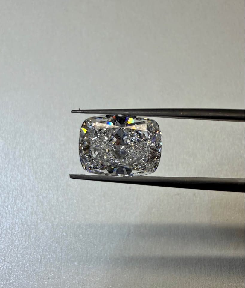 4.79ct Cushion Cut Lab Grown Diamond