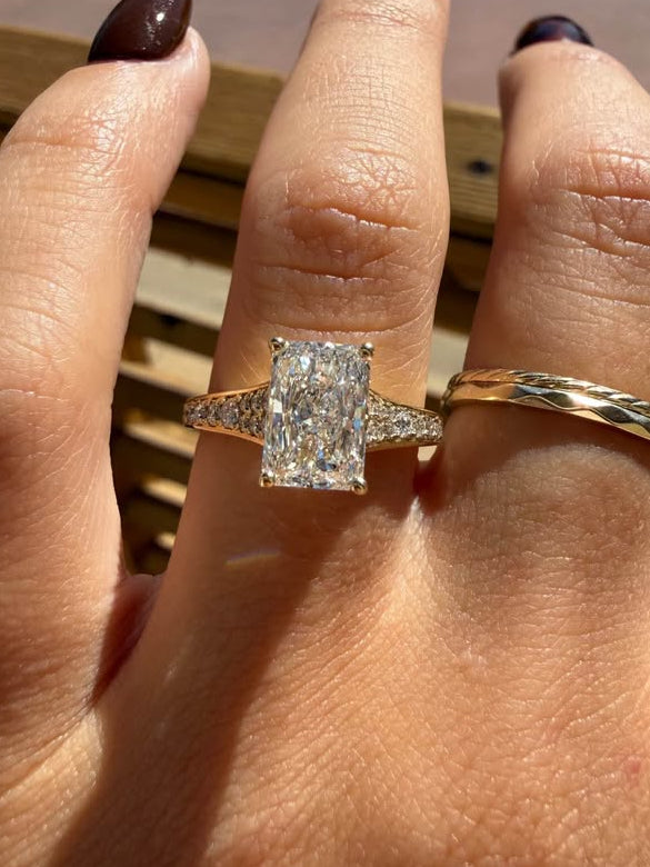 14KY 2.02ct Radiant Cut Lab Grown Diamond Engagement Ring  2 1/3ctw
