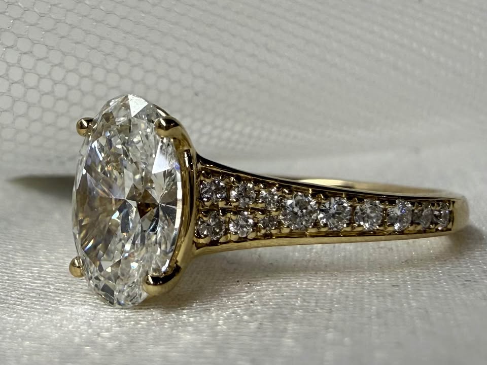 14KY 2.01ct Oval Lab Grown Diamond Engagement Ring - 2 1/3ctw