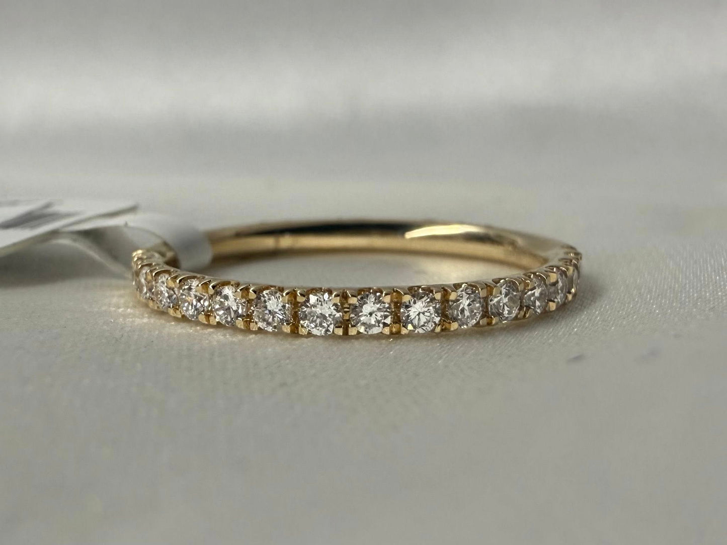 14KY .26ctw Lab Grown Diamond Band