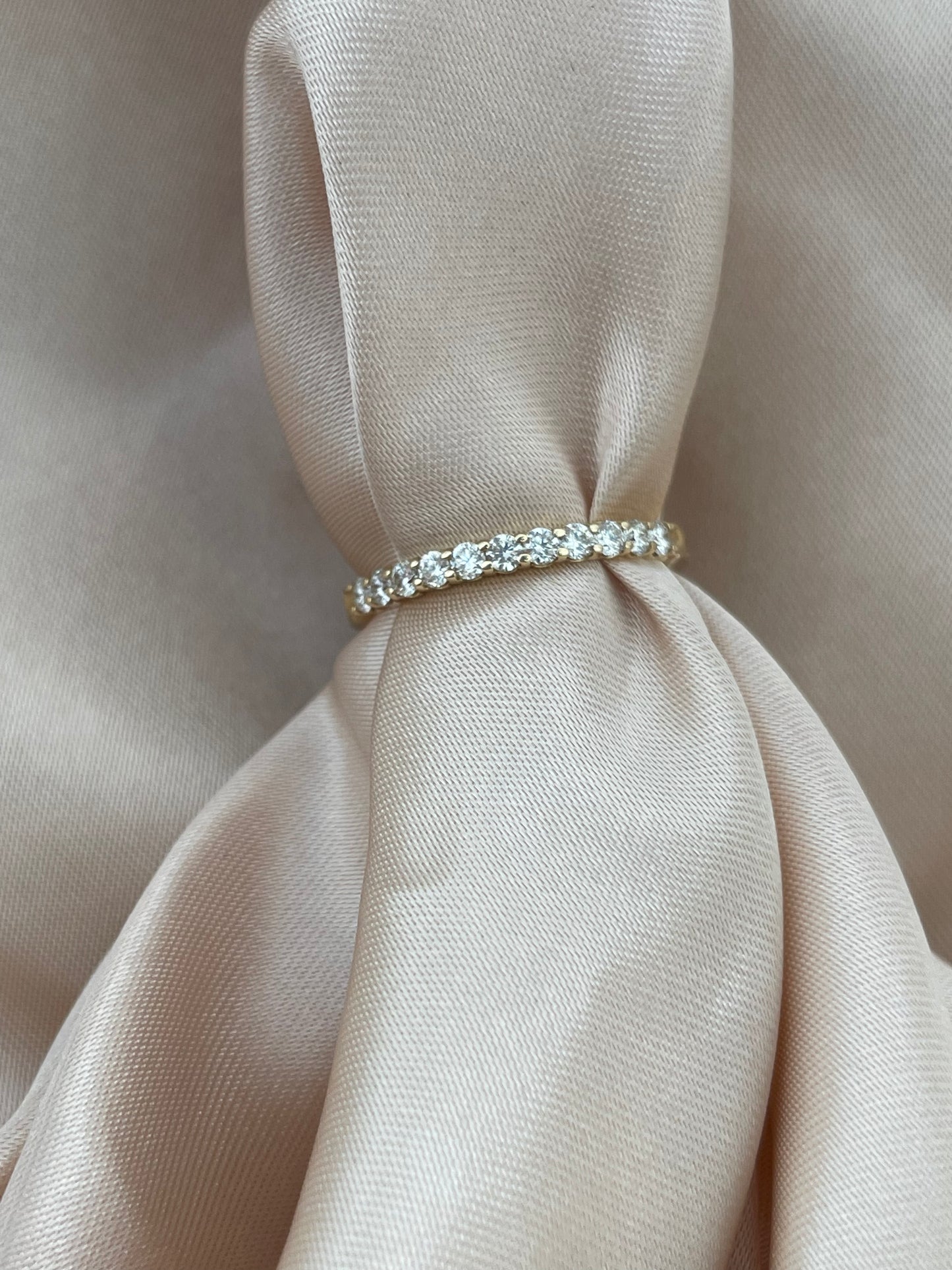 1/3 Cttw YG Diamond Band