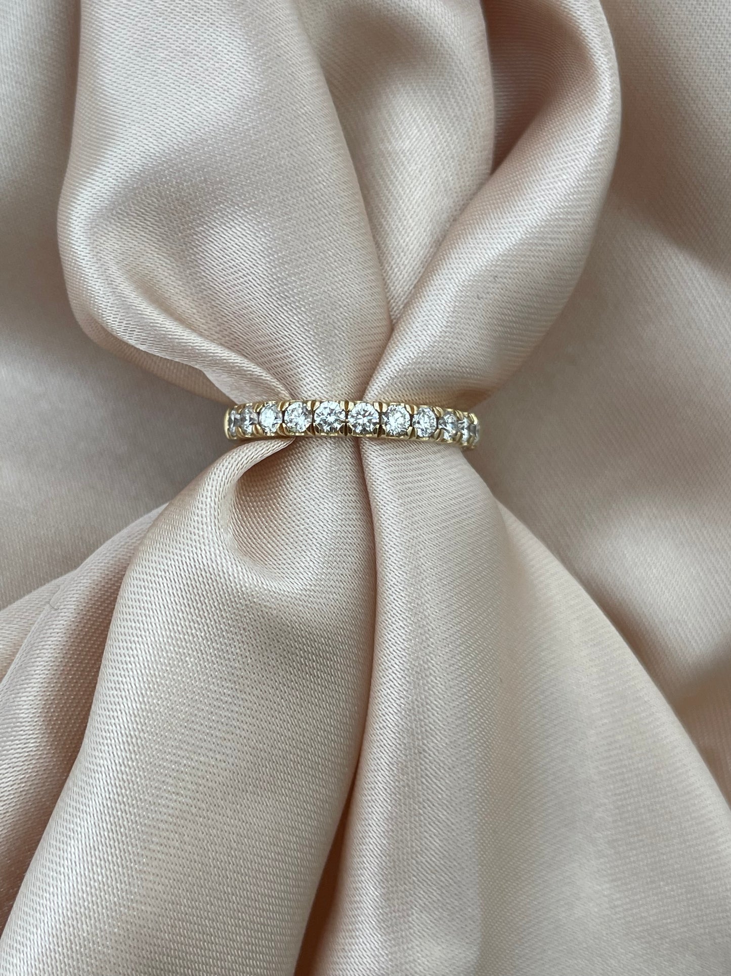1/2 Cttw YG Diamond Band